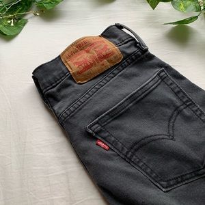 Guy’s Dark Grey Levis 28/30